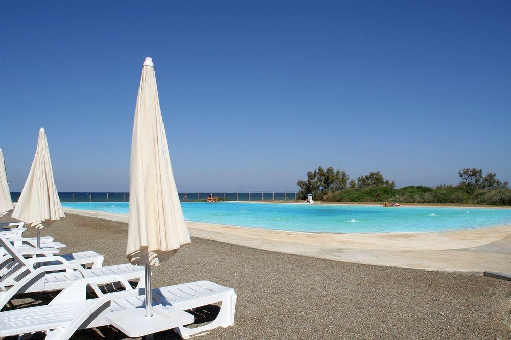 Camping Villaggio Lamaforca Торре-Санта-Сабина Экстерьер фото